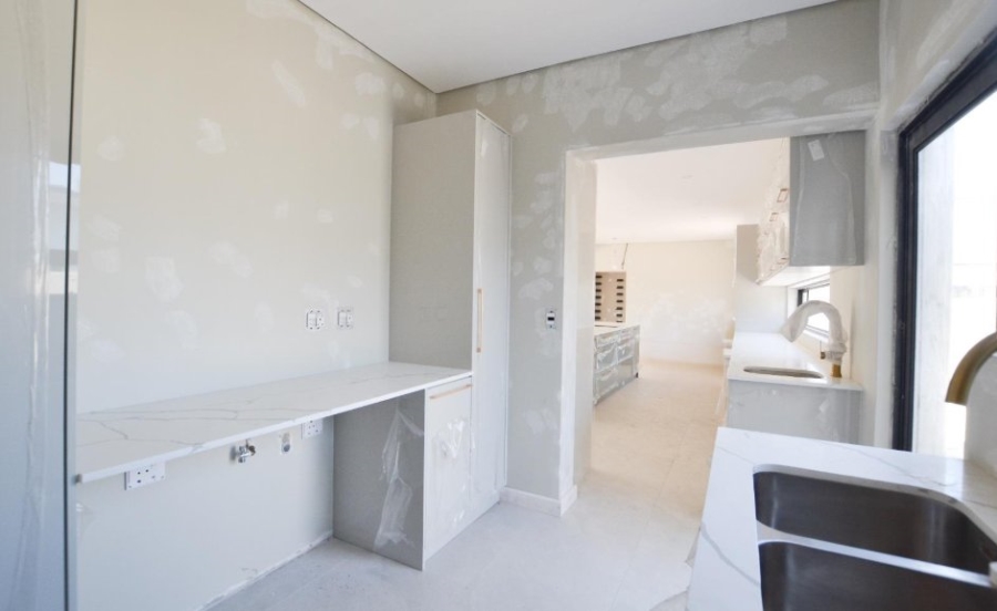 4 Bedroom Property for Sale in Sandown Western Cape